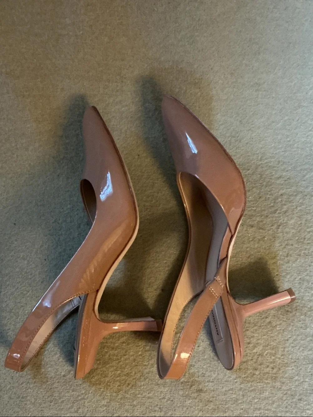 ANTONIO MELANI glossy pointed